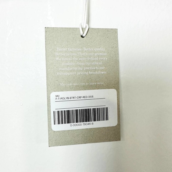Everlane NWT The Perform Cropped Criss Cross Strap Activewear Top Red Size XXS - Picture 8 of 8